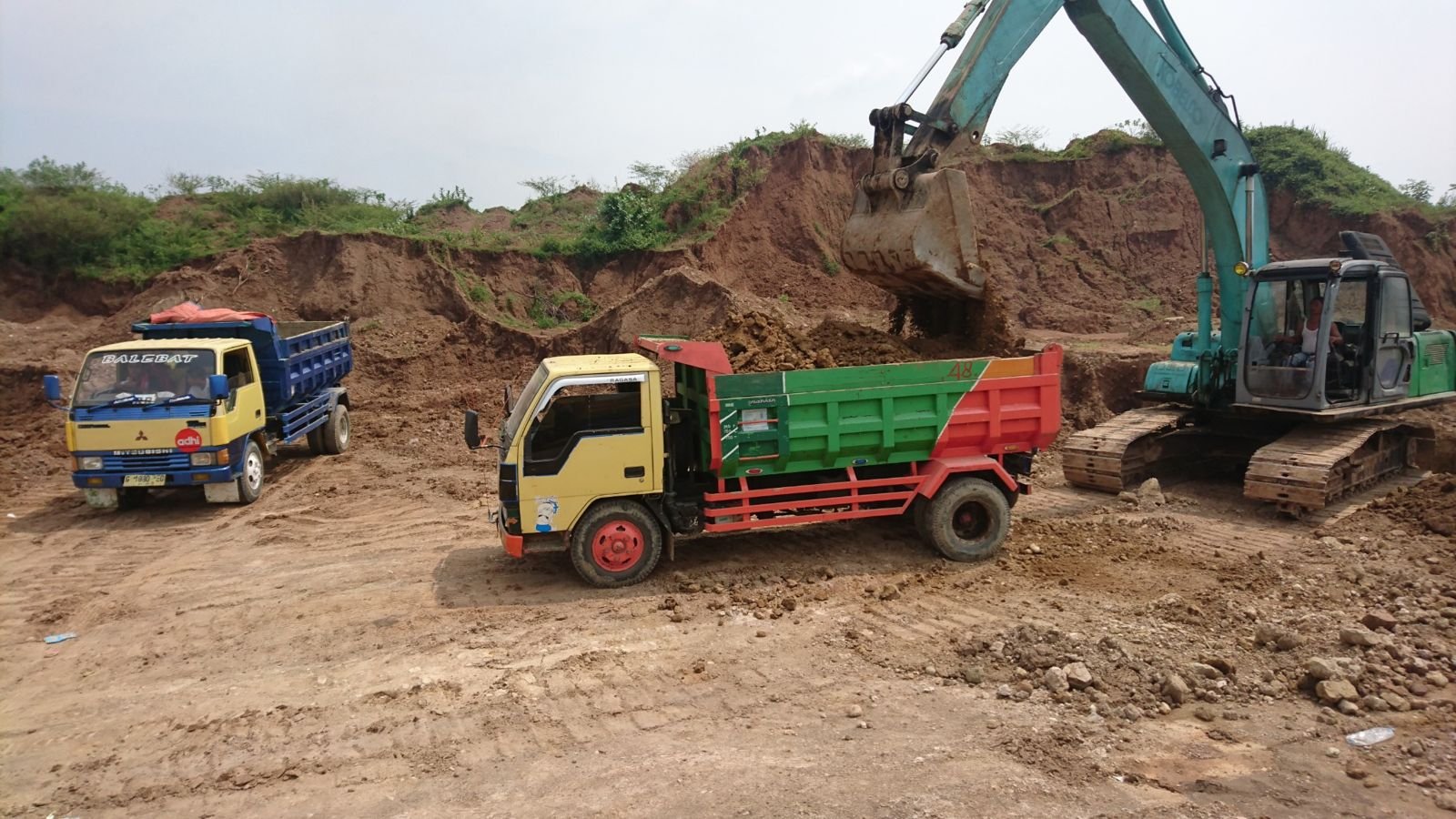 Cut & Fill Earthwork Services